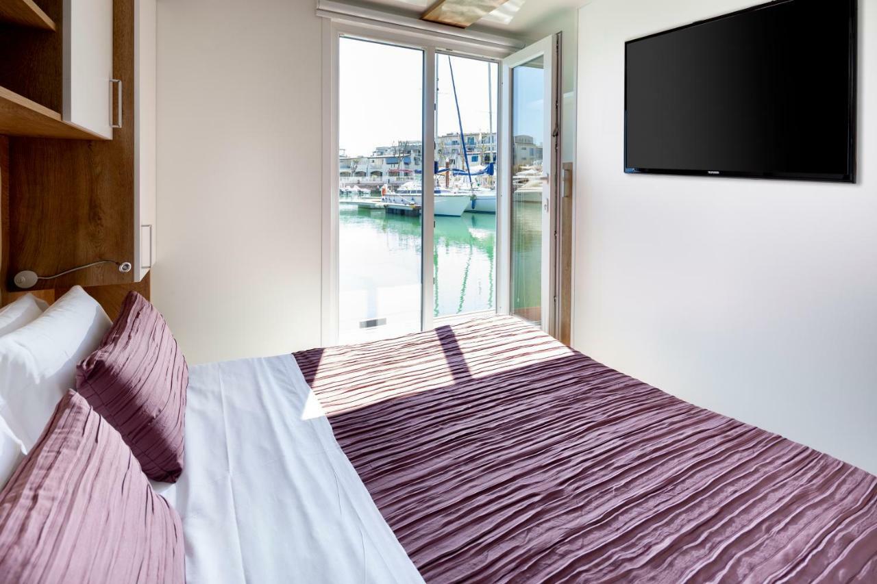 Portoverde Luxury Houseboat Misano Adriatico Exterior foto