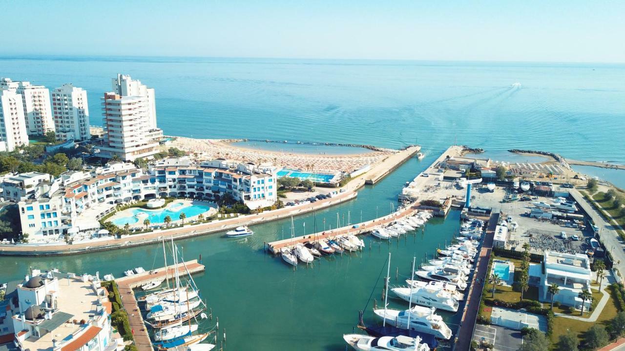 Portoverde Luxury Houseboat Misano Adriatico Exterior foto